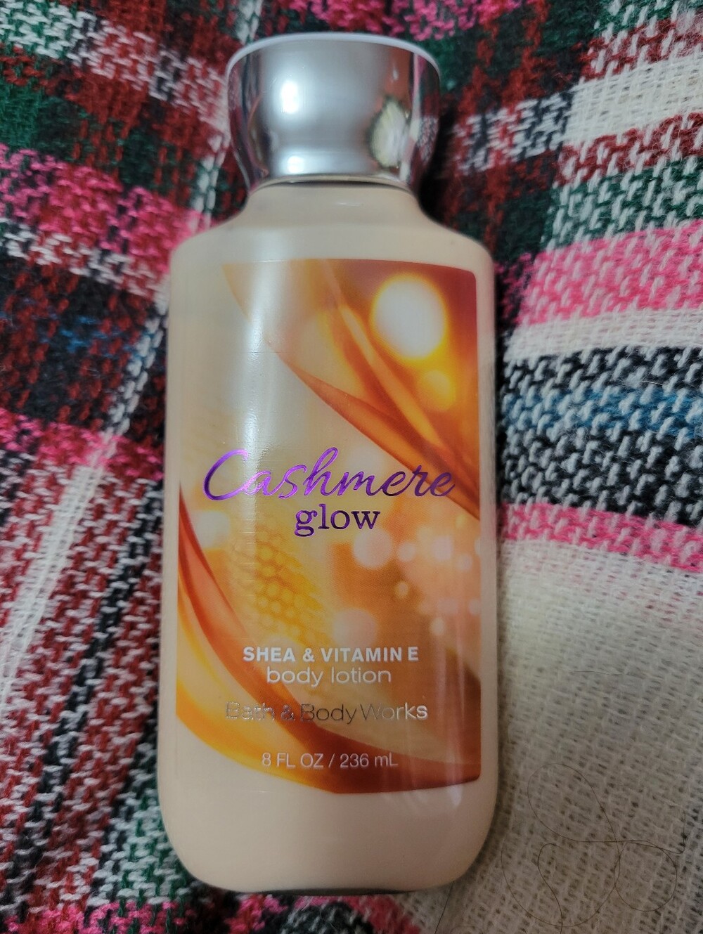 Bath & Body Works Cashmere Glow Body Lotion 8 oz Discontinued Shea & Vitamin E